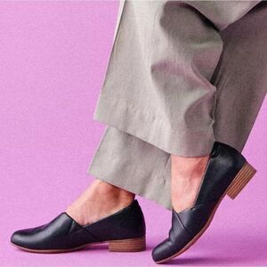 (W-4235) Clarks Women's Juliet Palm Shoes Sz 8W